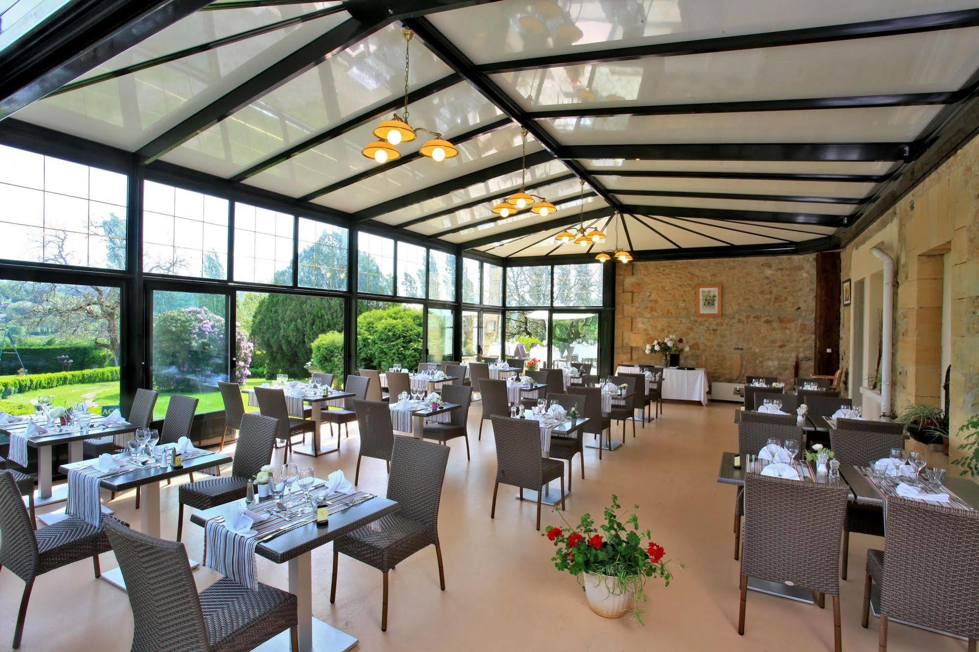 Hotel Restaurant La Verperie Sarlat Esterno foto