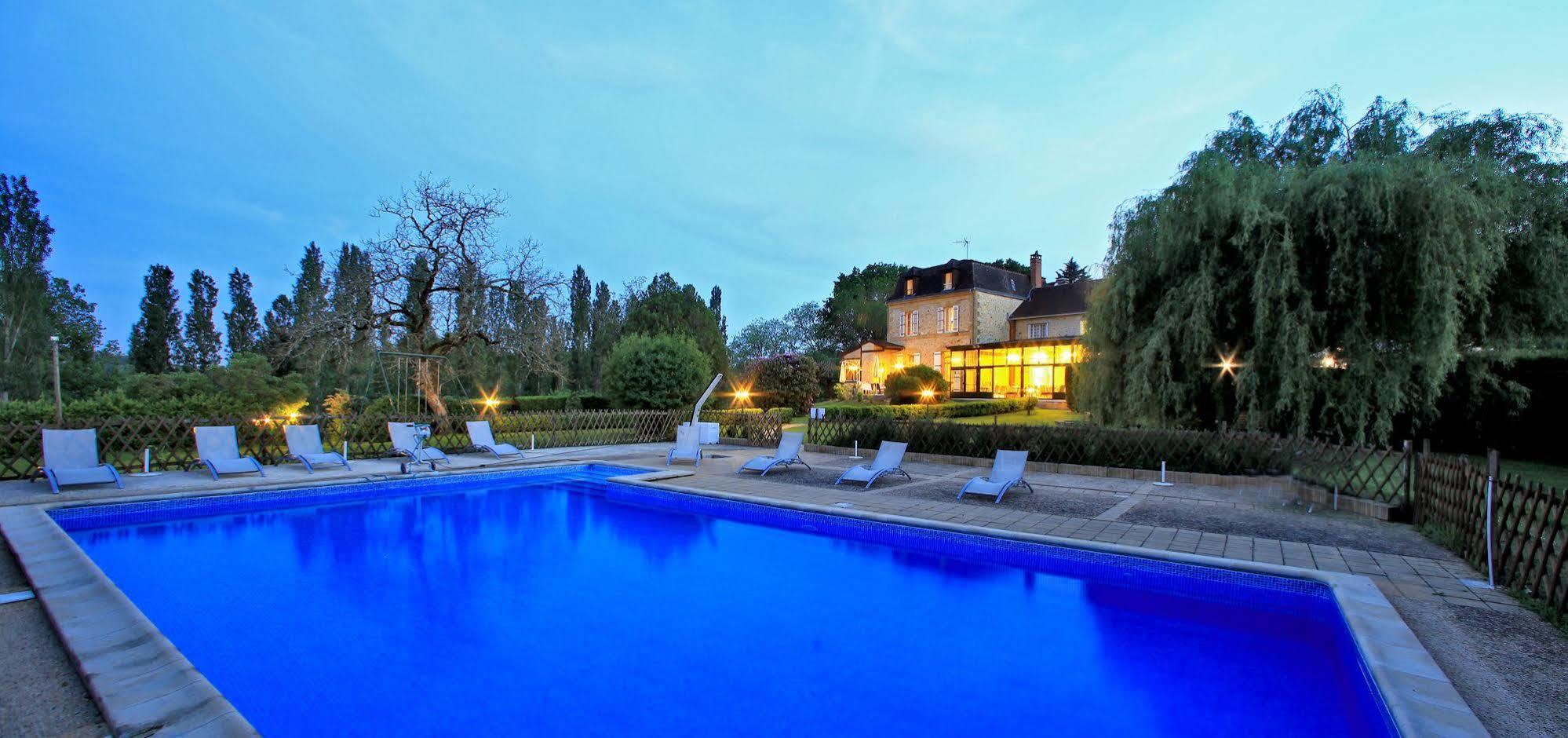 Hotel Restaurant La Verperie Sarlat Esterno foto
